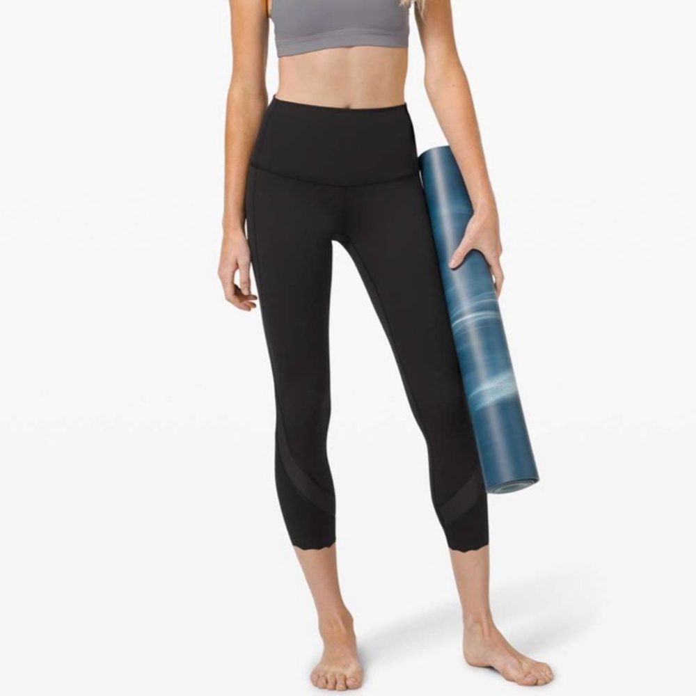 lululemon Wunder Under Scalloped Hem High-Rise Crop 23” Legging, Black, Size 12